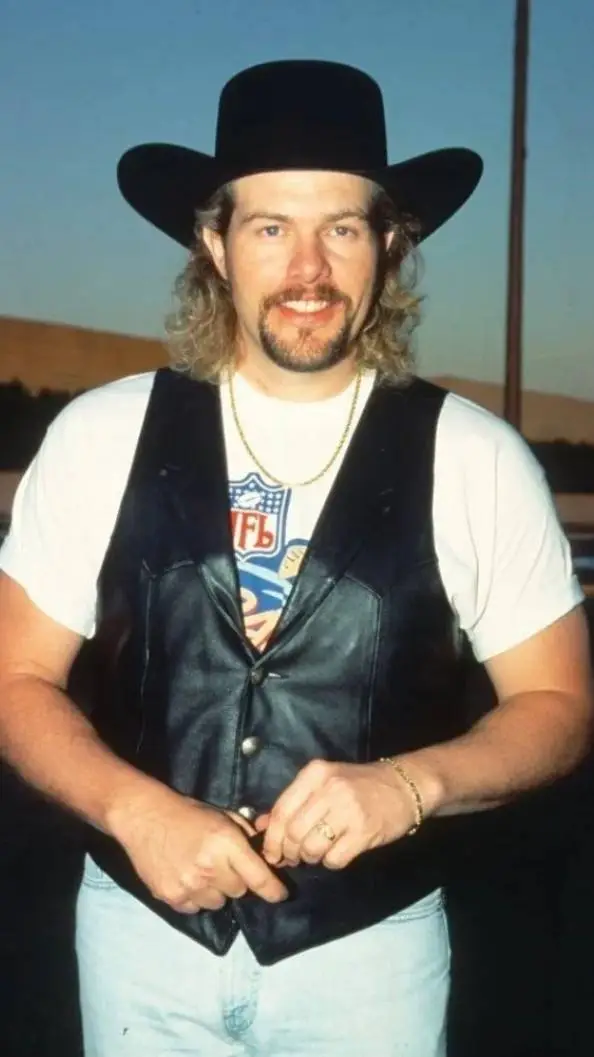 ai character: Toby Keith  background