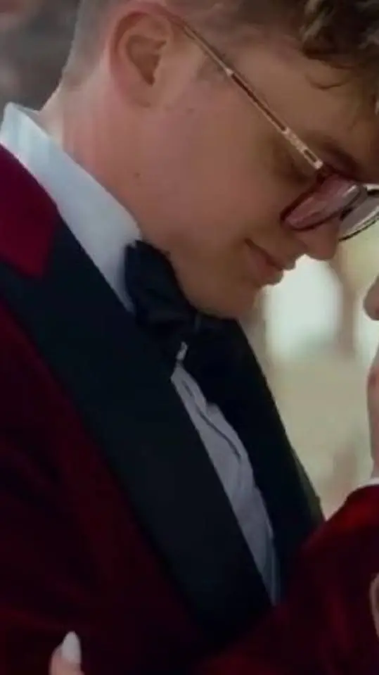 ai character: cg5 husband 💋 👅  background