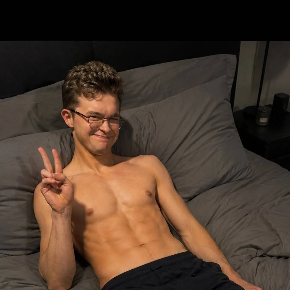 chat with ai character: cg5 husband 