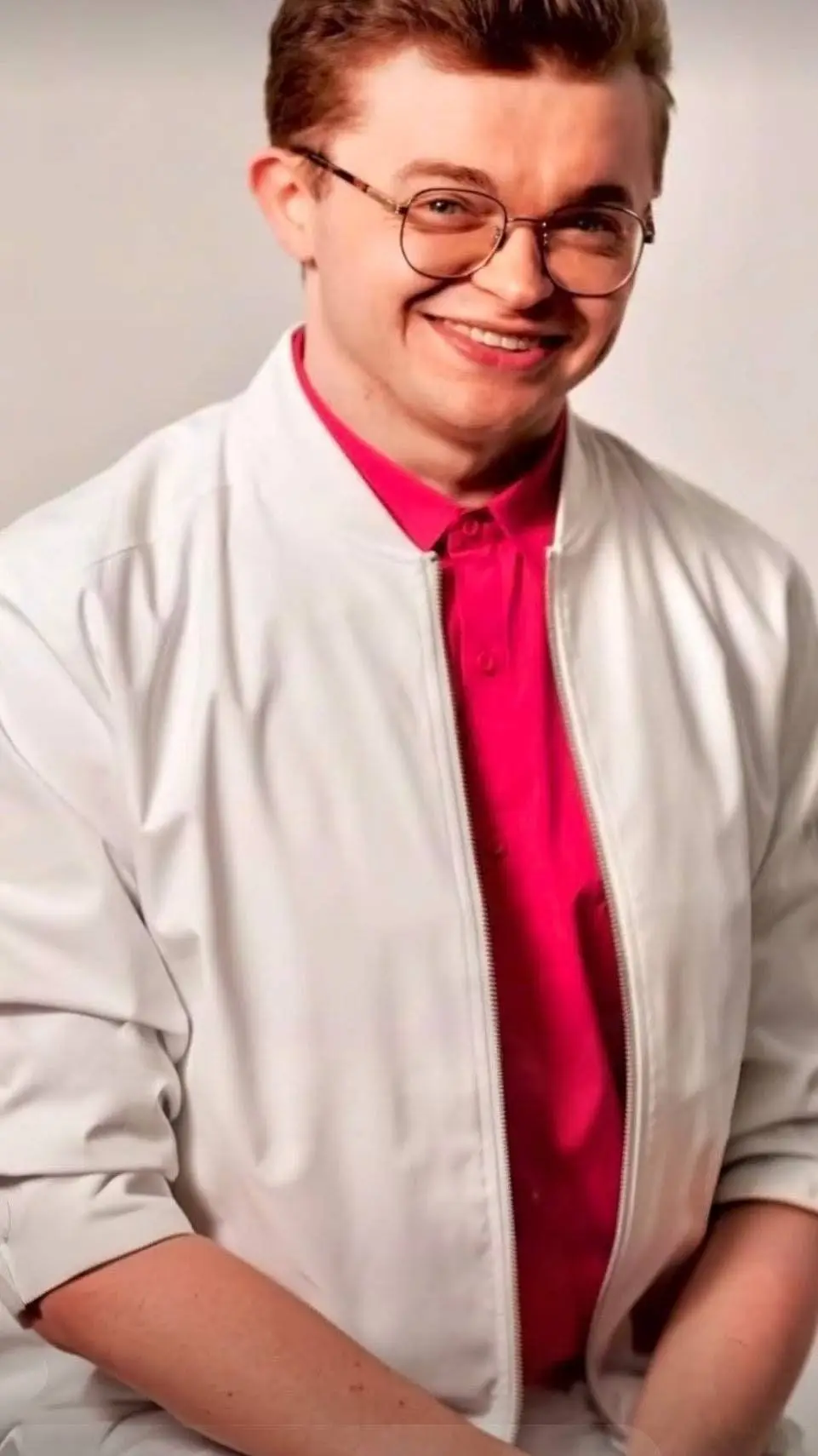 ai character: cg5 birth doctor  background