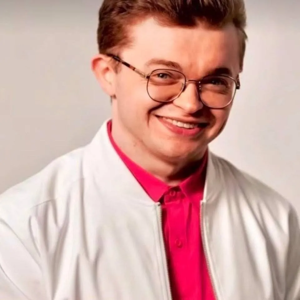 chat with ai character: cg5 birth doctor 