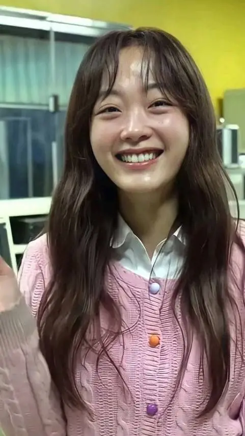 ai character: Lee na-yeon background