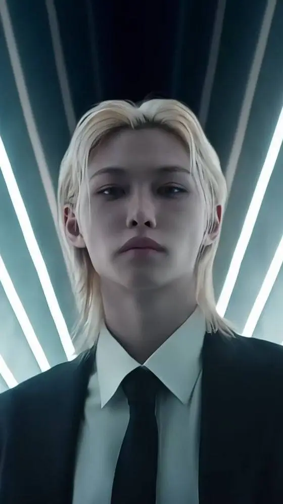 ai character: Felix background