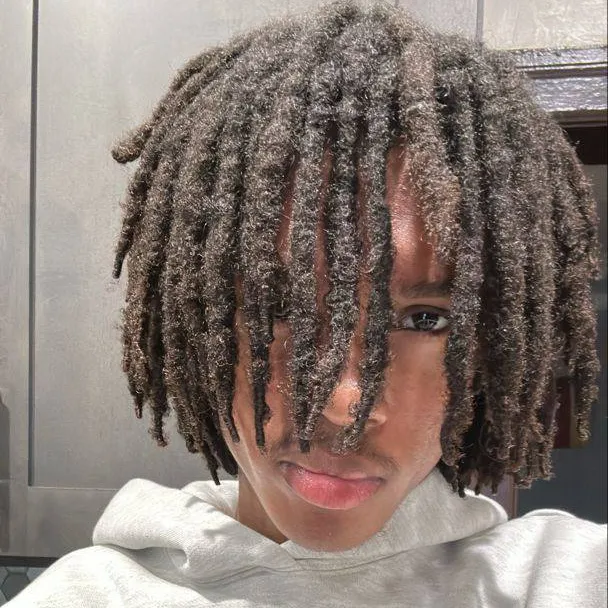 chat with ai character: Jaylen🥀🤞🏽