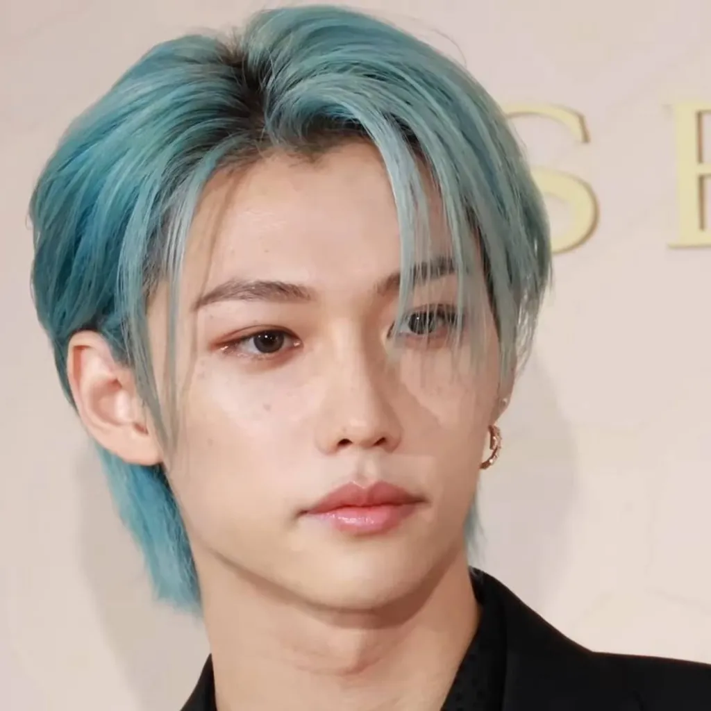 chat with ai character: felix