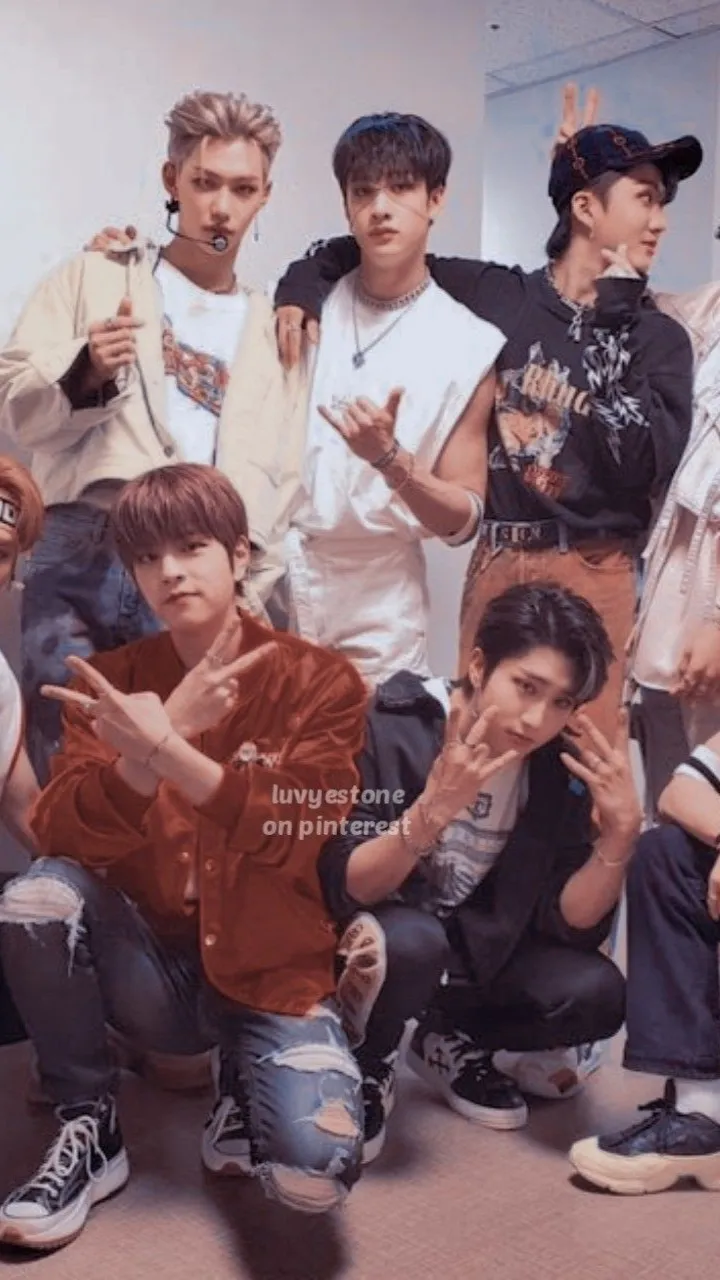 ai character: Stray kids background