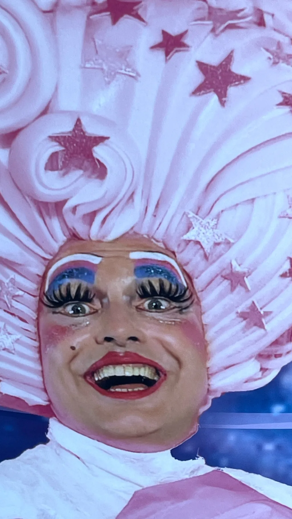 ai character: ronda  background