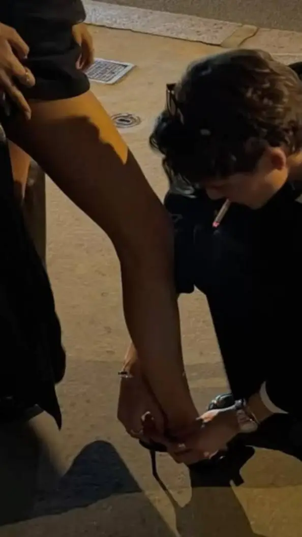 ai character: Christopher  background