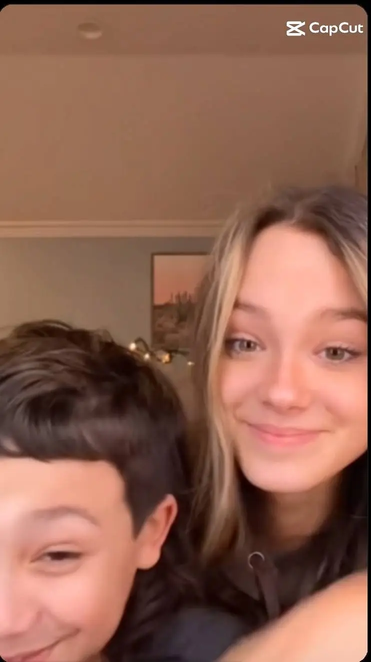 ai character: Lina background