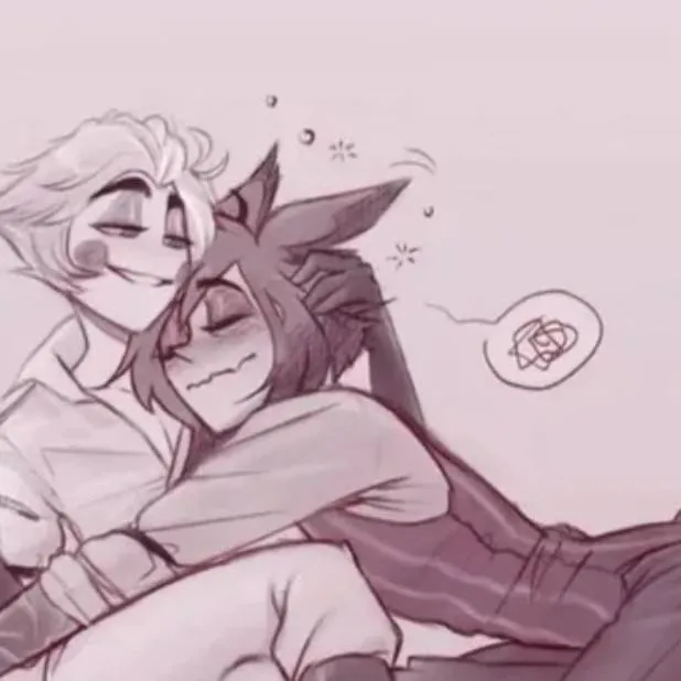 chat with ai character: 📻radioapple🍎