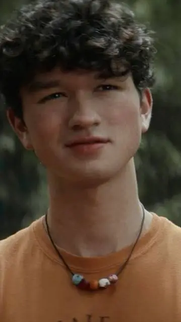 ai character: Luke Potter  background