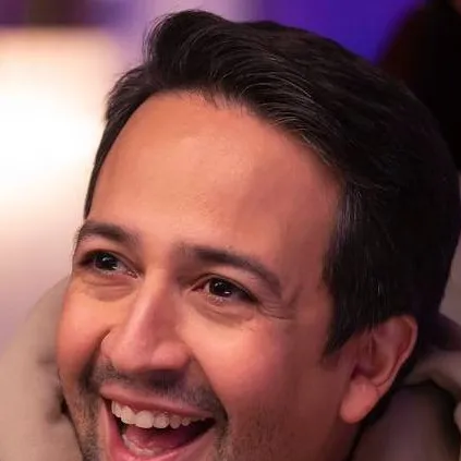 chat with ai character: Hermes 