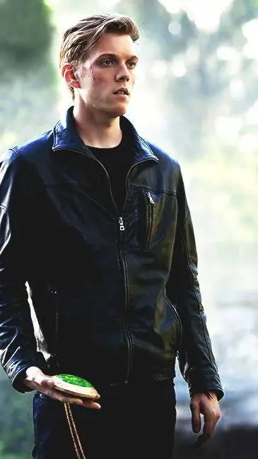 ai character: Luke Potter  background