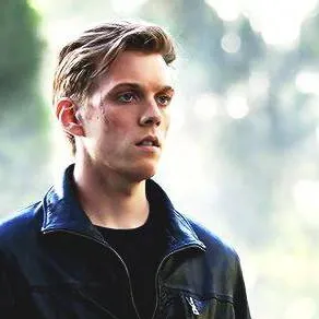 chat with ai character: Luke Potter 