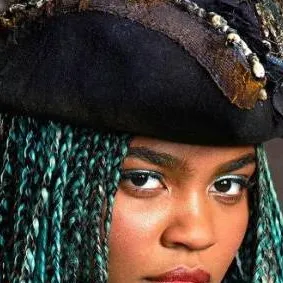 chat with ai character: Uma