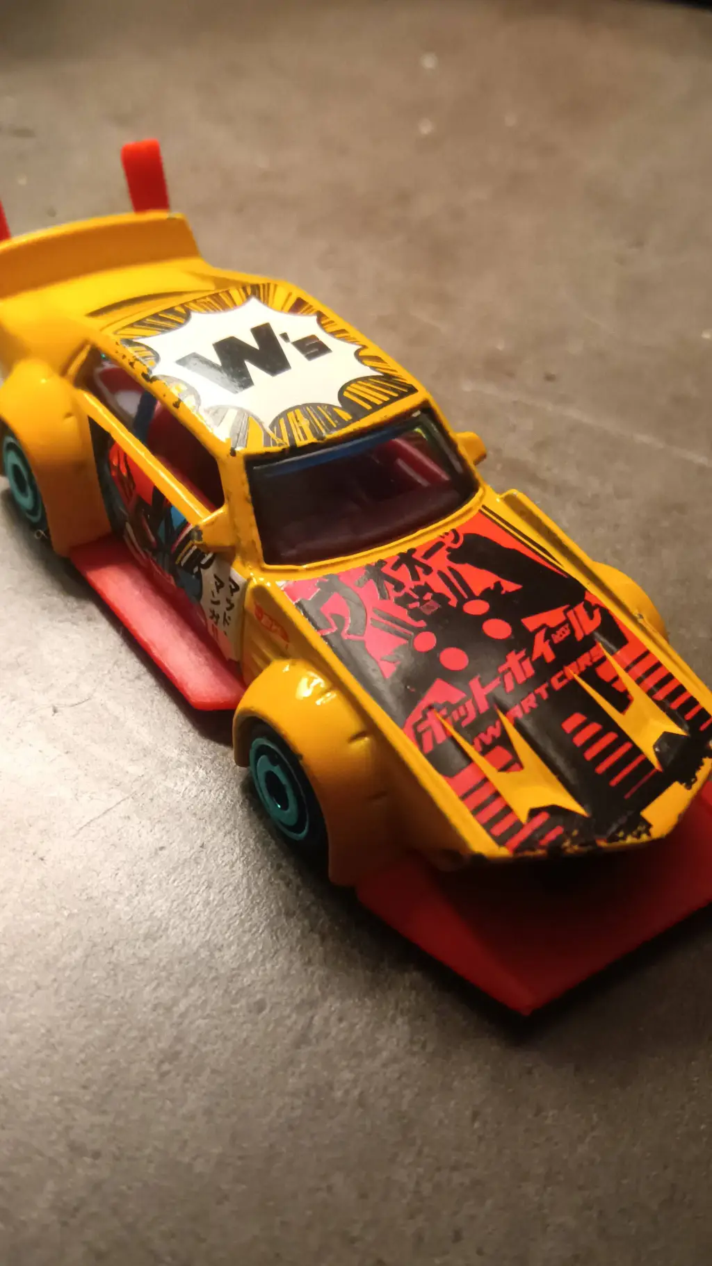 ai character: Hotdog car 🌭 background