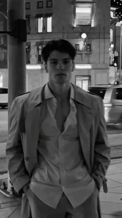 ai character: ✨ Anthony ✨￼ background