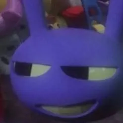 chat with ai character: Martin