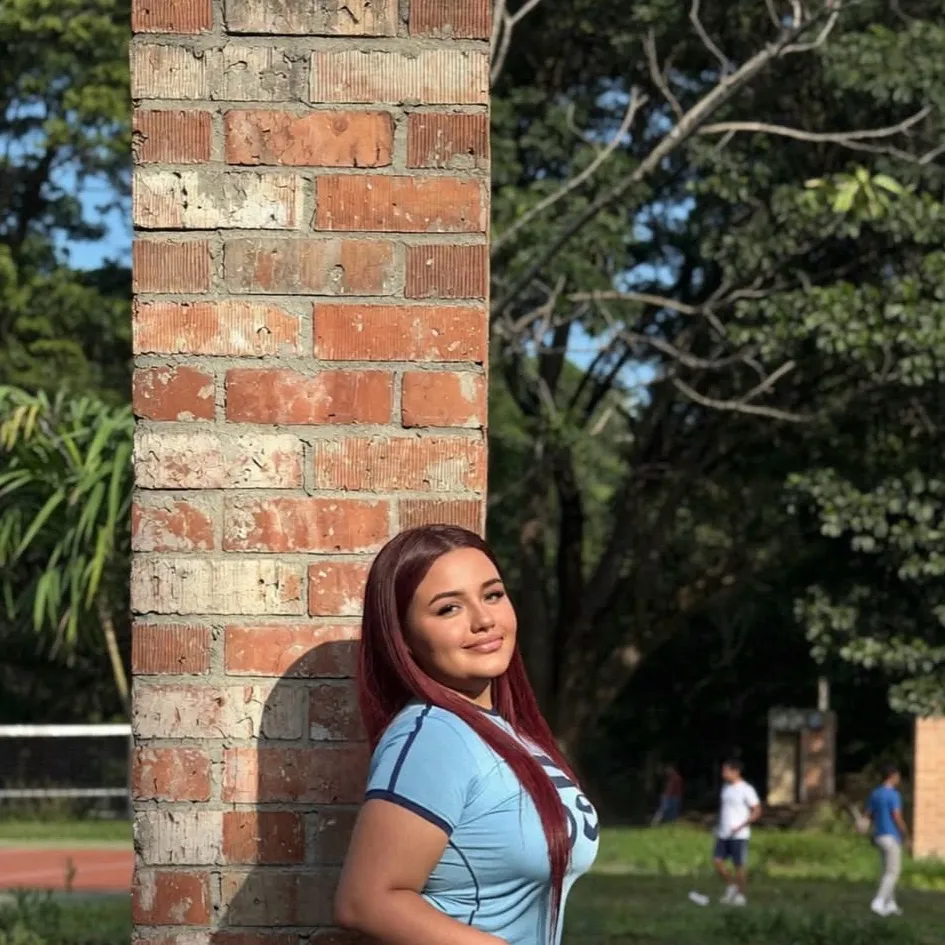 chat with ai character: Marissa Sanchez