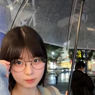 chat with ai character: Himari Hashimoto