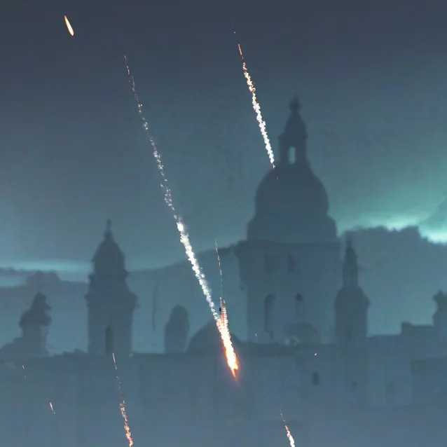 chat with ai character: THE WAR OF UKRAINE