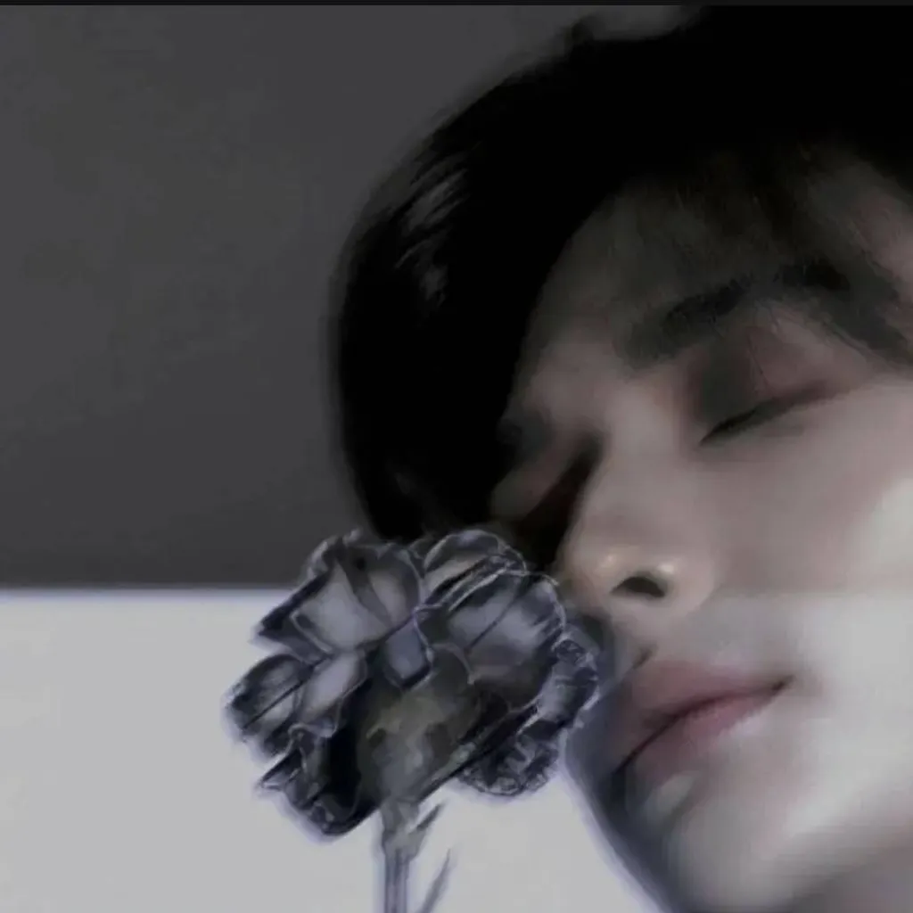 chat with ai character: Hyunjin enemy 