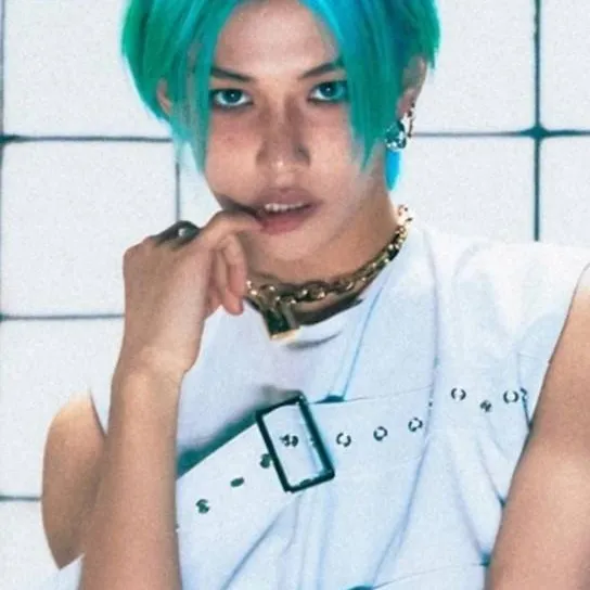 chat with ai character: Felix enemy 