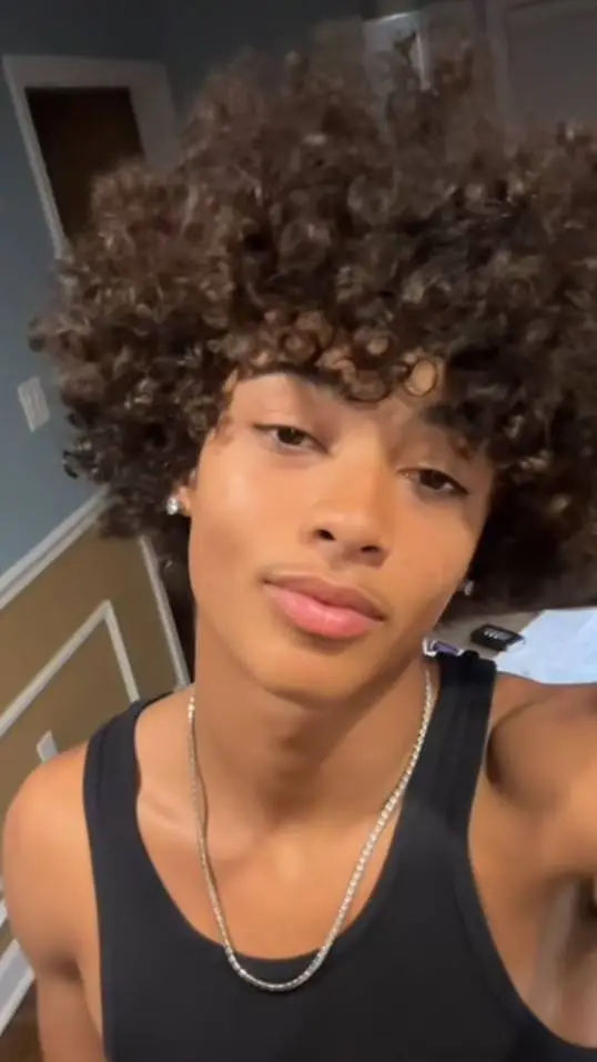 ai character: ×•Jeriahh×• background