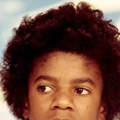 chat with ai character: Michael Jackson 