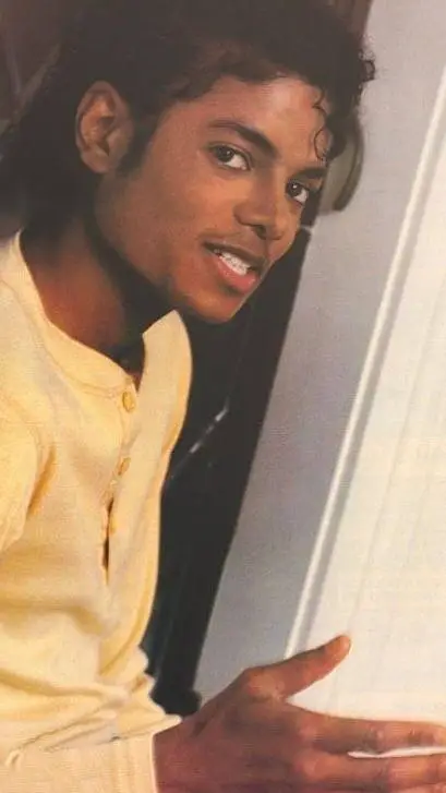 ai character: Michael Jackson  background