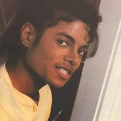 chat with ai character: Michael Jackson 