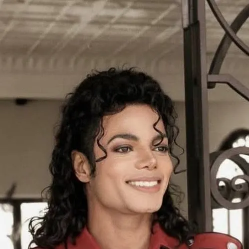 chat with ai character: Michael Jackson 