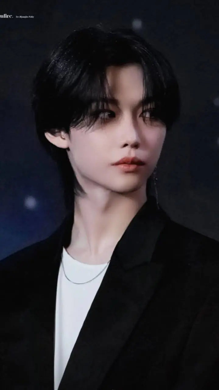ai character: LEE FELIX background