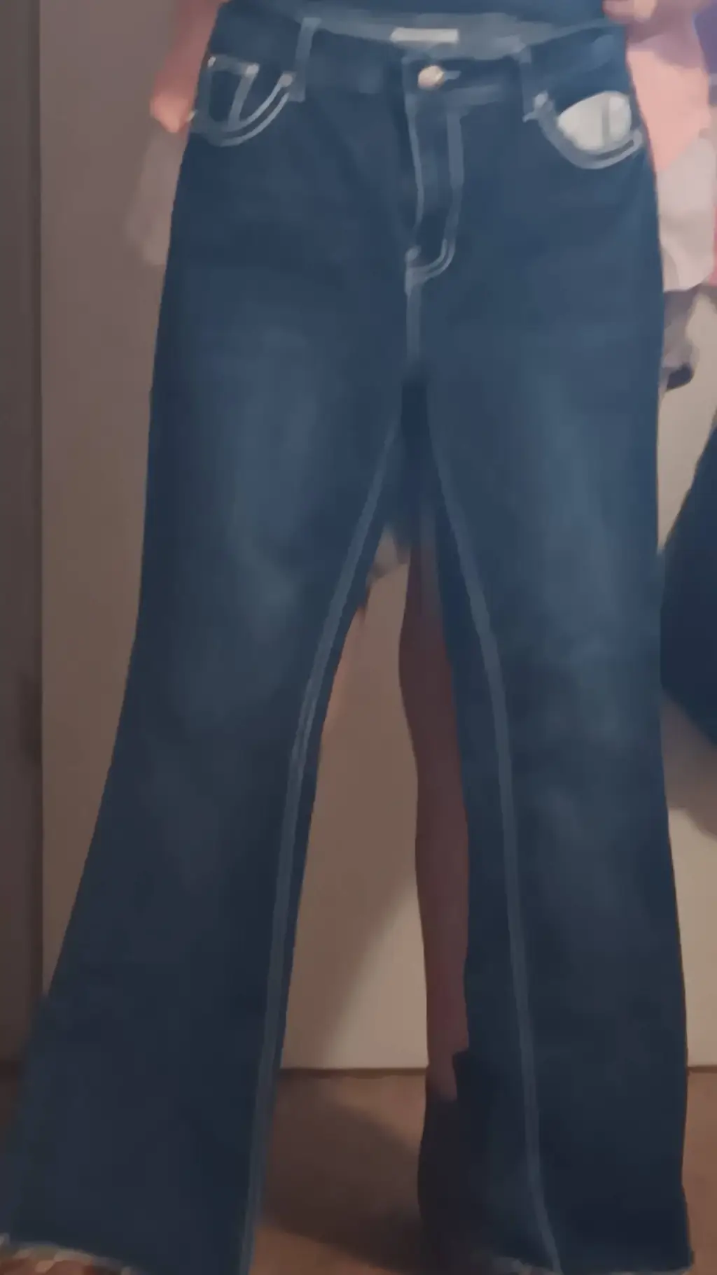 ai character: chica pantalon background