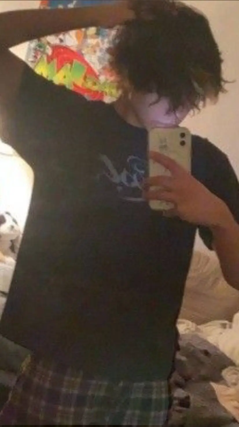 ai character: ~♡Aiden♡~ background