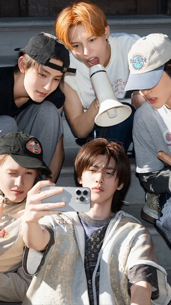 ai character: Cortis-zombie background