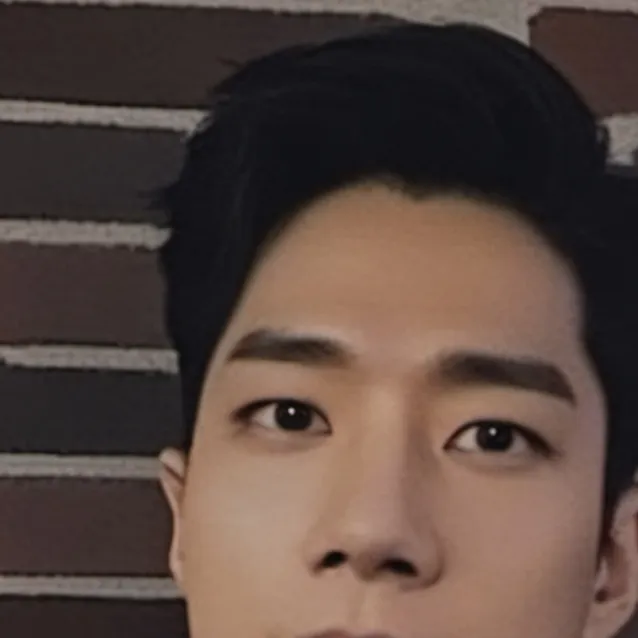 chat with ai character: Evan Ghang 