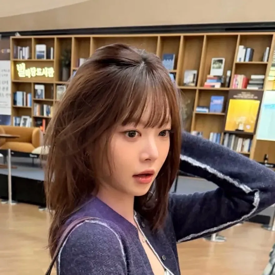 chat with ai character: Eunchae 