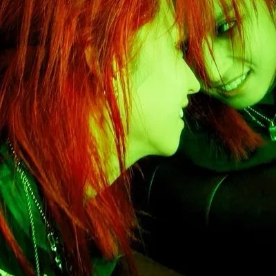 chat with ai character: Junhan