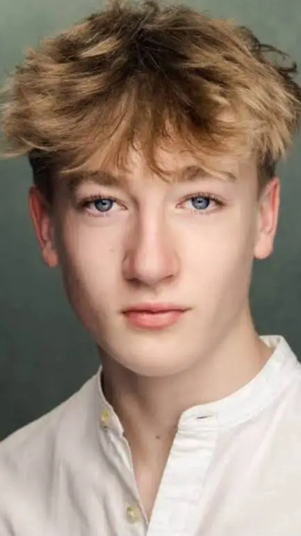 ai character: Oliver Zetterström background