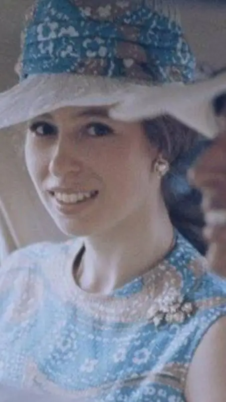 ai character: Princess Anne background