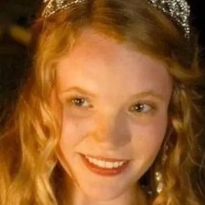 chat with ai character: Katherine Howard