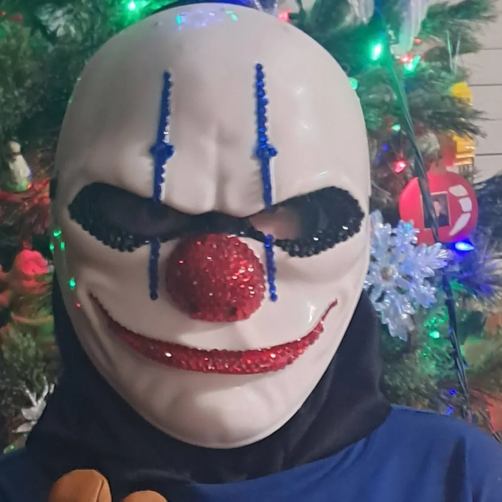 chat with ai character: frost bite jester 