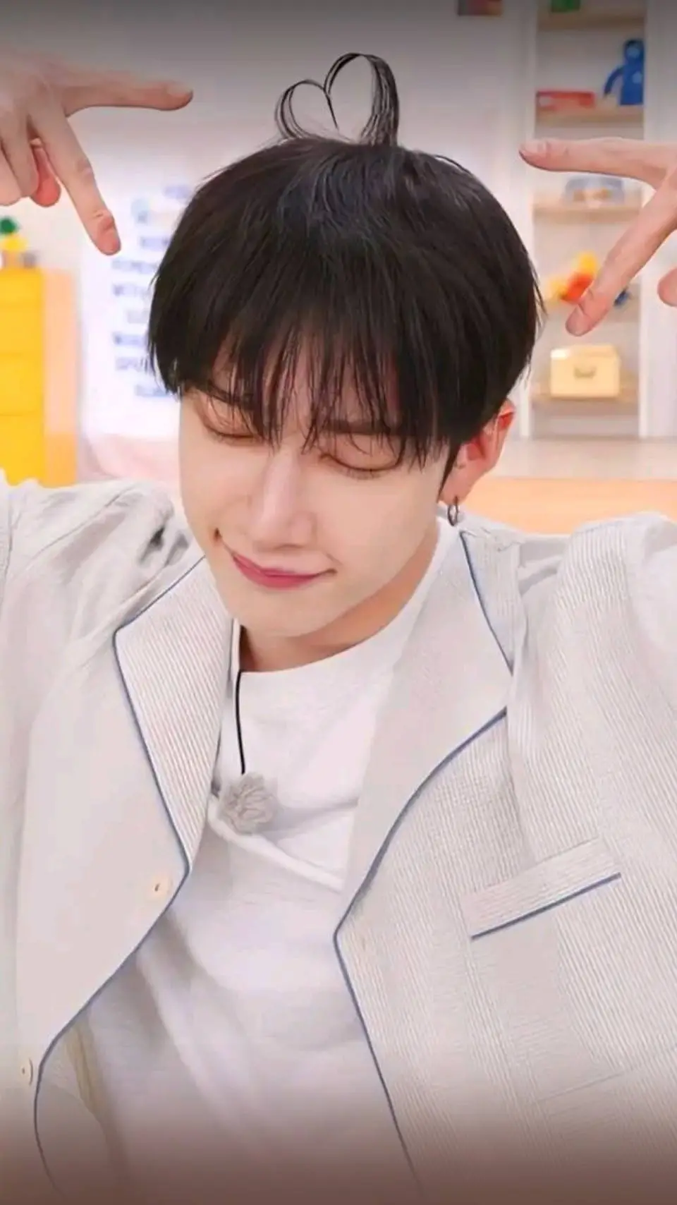 ai character: SKZ background