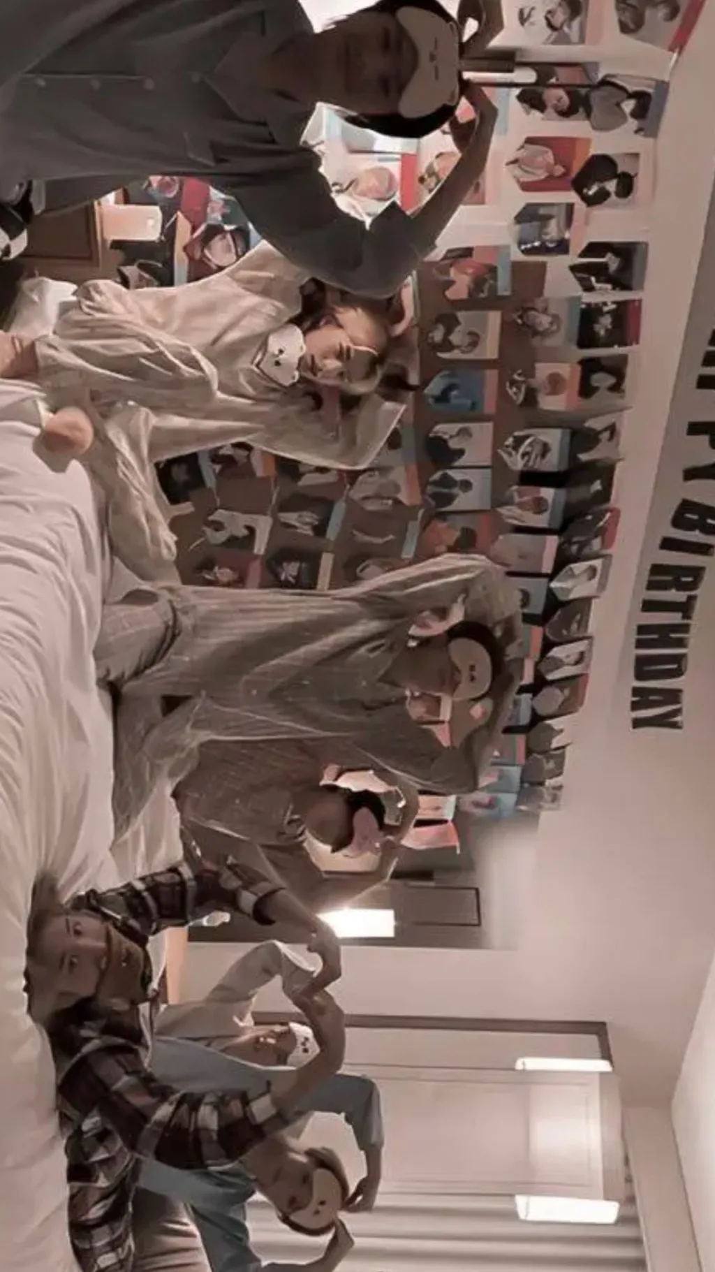 ai character: 🩵!SKZ sleepover! background
