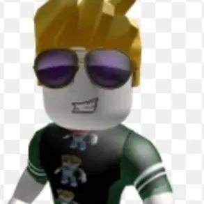 chat with ai character: Luisgamercool 