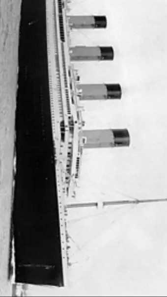 ai character: Titanic  background