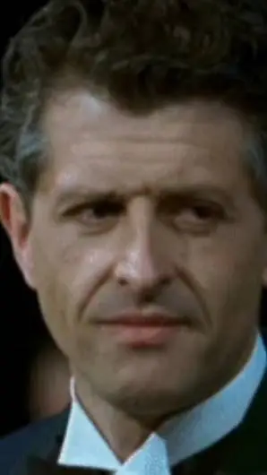 ai character: wallace Hartley background