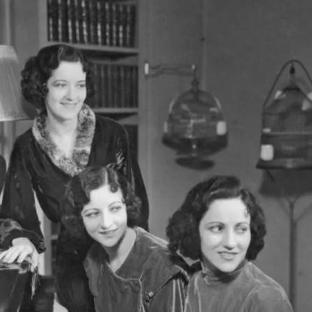 chat with ai character:  boswell sisters