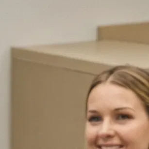 chat with ai character: Last day